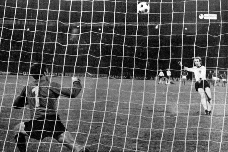 ایوو ویکتور-50 دروازه بان برتر تاریخ-academynazifi.com